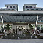 Sunport - Hotel Side