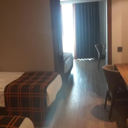 Hotell Sunport Side