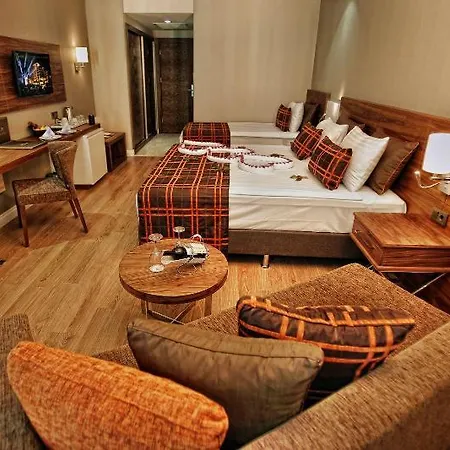 Hotell Sunport 5*