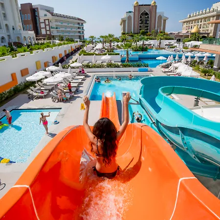 Hotel Sunport 5*