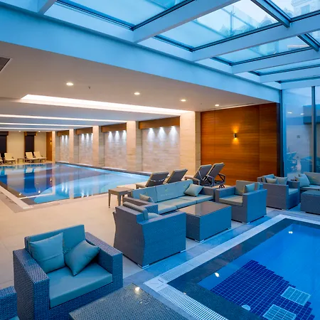Sunport Hotel 5*